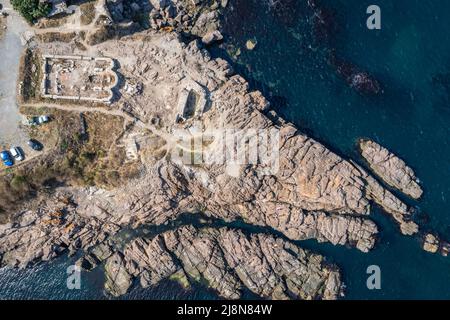 Capo Skamni e il Monastero dei Santi Apostoli a Sozopol storica città balneare nella provincia di Burgas, sulla costa meridionale del Mar Nero in Bulgaria Foto Stock