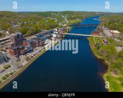 Augusta storico centro commerciale edifici sul Water Street vista aerea dal fiume Kennebec, Maine ME, Stati Uniti. Foto Stock