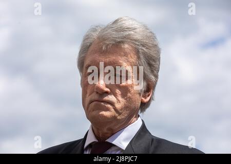 Kiev, Ucraina. 17th maggio 2022. L'ex presidente dell'Ucraina Viktor Yushchenko partecipa alla cerimonia di congedo. Il primo presidente dell'Ucraina indipendente, Leonid Kravchuk ha detto Arrivederci a Kiev. La cerimonia di congedo si è svolta nella "Casa Ucraina", situata sulla piazza europea nel centro della capitale. Credit: SOPA Images Limited/Alamy Live News Foto Stock