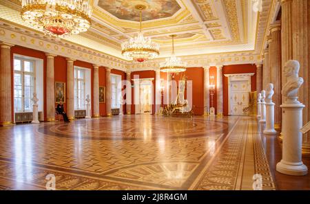 Mosca, Russia, 23 ottobre 2019: Sala Tavrichesky interno nella Riserva del museo storico e architettonico dello Stato Tsaritsyno, Russia. Sala Tauride Foto Stock