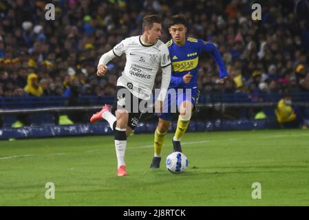 Buenos Aires, Argentina. 17th maggio 2022. Boca Juniors (dall'Argentina) e Corinzi durante la partita che si tiene all'Estadio la Bombonera di Buenos Aires, Argentina, il 17 maggio 2022. La partita è valida per la Copa Libertadores 2022. Credit: Gabriel Sotelo/FotoArena/Alamy Live News Foto Stock