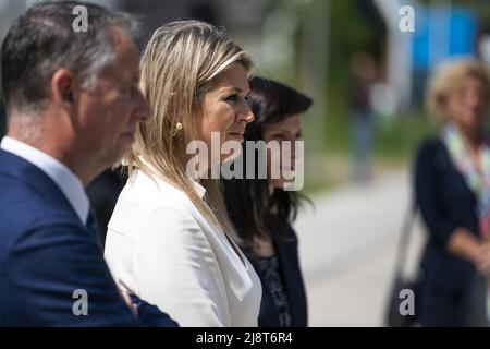 2022-05-18 14:21:48 DELFT - la regina Maxima ed il commissario europeo Mariya Gabriel visitano il Villaggio Verde di tu Delft. Il tema della visita è stato scienza e innovazione. ANP JEROEN JUMELET olanda OUT - belgio OUT Foto Stock