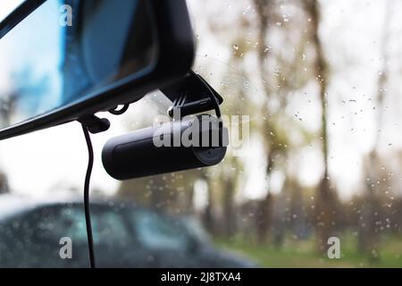 Telecamera DVR sul parabrezza dell'auto Foto Stock