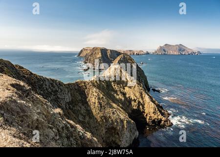 Arcipelago stretto delle isole compongono l'isola di Anacapri nel Parco Nazionale delle Isole del canale Foto Stock