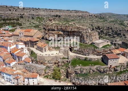 Ares del Maestrazgo è una città medievale di alto interesse culturale e storico nella provincia di Valencia, in Spagna Foto Stock