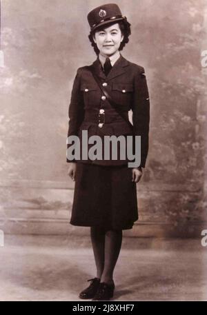 Jean Lee, l'unica donna canadese cinese a servire con la Royal Canadian Air Force nella seconda guerra mondiale ca. 1942 Foto Stock