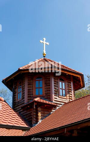 Chiesa ortodossa di legno San Despot Stefan Lazarevic al monte Avala vicino Belgrado, Serbia Foto Stock