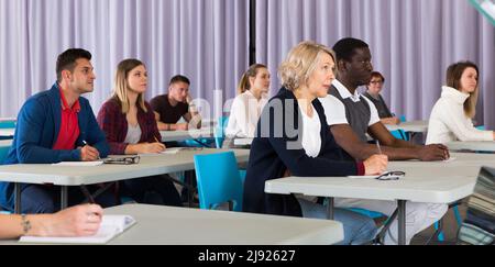 Studenti di corsi di estensione Foto Stock