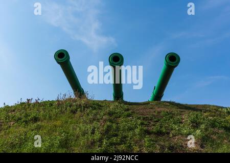 Voroshilov batteria - nave torre pistole sull'isola russa. Foto di alta qualità Foto Stock