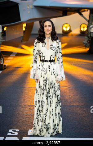 Londra, UK, Giovedì, 19th Maggio 2022 Jennifer Connelly partecipa al Royal performance of Top Gun: Maverick, Leicester Square Gardens, Leicester Square. Credit: DavidJensen / Empowics Entertainment / Alamy Live News Foto Stock