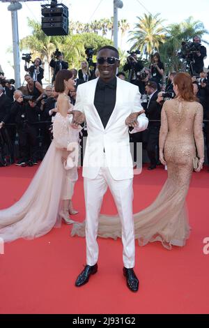 19 maggio 2022, CANNES, Francia: CANNES, FRANCIA - 19 MAGGIO: Khaby Lame partecipa alla proiezione di ''Armageddon Time'' durante l'annuale festival cinematografico di Cannes 75th al Palais des Festivals il 19 maggio 2022 a Cannes, Francia. (Credit Image: © Frederick Injimbert/ZUMA Press Wire) Foto Stock