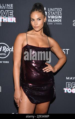 New York, Stati Uniti. 19th maggio 2022. Marquita Pring partecipa al costume da bagno illustrato sportivo festeggia il rilascio del numero 2022 all'Hard Rock Hotel di New York, NY, 19 maggio 2022. (Foto di Anthony Behar/Sipa USA) Credit: Sipa USA/Alamy Live News Foto Stock