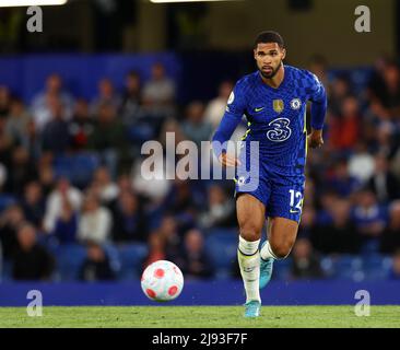 Londra, Inghilterra, 19th maggio 2022. Ruben Loftus-guancia di Chelsea durante la partita della Premier League a Stamford Bridge, Londra. Il credito d'immagine dovrebbe essere: David Klein / Sportimage Foto Stock