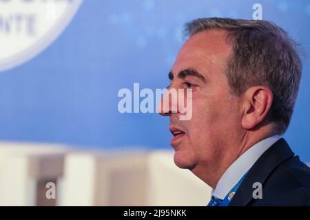 Napoli, Campania, Italia. 20th maggio 2022. 20/05/2022 Napoli, alla Mostra DÃOltremare di questa mattina la conferenza forza Italia ''l'Italia del futuro, la forza che unisce'' ha dato inizio a molte personalità nazionali ed europee presenti e domani ci sarà la presenza del leader Silvio Berlusconi.nella foto: On. Maurizio Gasparri (Credit Image: © Fabio Sasso/ZUMA Press Wire) Credit: ZUMA Press, Inc./Alamy Live News Foto Stock