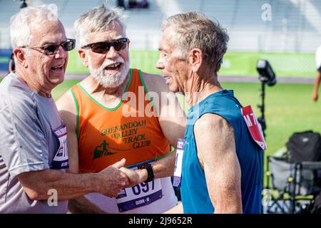 Fort ft. Lauderdale Florida, Ansin Sports Complex Track & Field National Senior Games, uomini anziani concorrenti Foto Stock