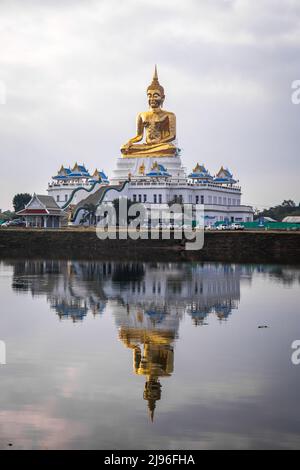 Parco buddista Nakhon Sawan in Thailandia Foto Stock