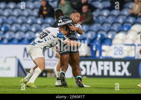 Huddersfield, Regno Unito. 20th maggio 2022. Jermaine McGillvario si ferma durante la partita della Super League tra i giganti di Huddersfield e Tolosa al John Smiths Stadium di Huddersfield, Inghilterra, il 20 maggio 2022. Foto di Simon Hall. Solo per uso editoriale, licenza richiesta per uso commerciale. Nessun utilizzo nelle scommesse, nei giochi o nelle pubblicazioni di un singolo club/campionato/giocatore. Credit: UK Sports Pics Ltd/Alamy Live News Foto Stock