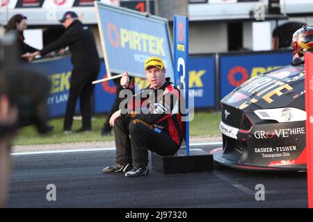 Benalla, Victoria, Australia. 21st maggio 2022. Repco Australian Supercars Championships-Pizza Hut Winton Supersprint - David Reynolds Racing celebra il suo posto dopo gara tredici dei 2022 Repco Australia Supercars Championship-Image Credit: brett keating/Alamy Live News Foto Stock