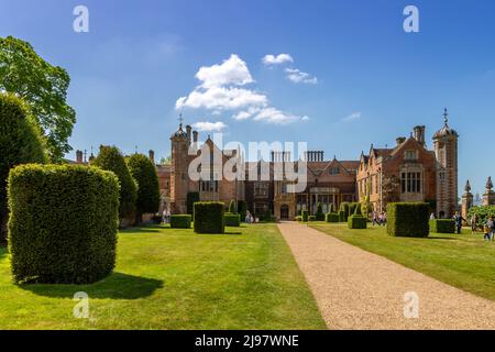 Bella Charlecote House & Gardens a Charlecote Park, Warwickshire. Foto Stock