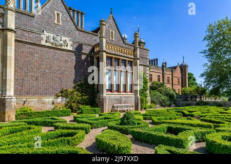 Bella Charlecote House & Gardens a Charlecote Park, Warwickshire. Foto Stock