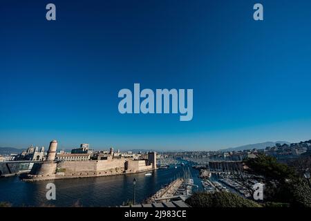 Francia. Marsiglia. Saint-Martin-du-Rhone (13). Ingresso al vecchio porto di Marsiglia e Fort Saint Jean Foto Stock