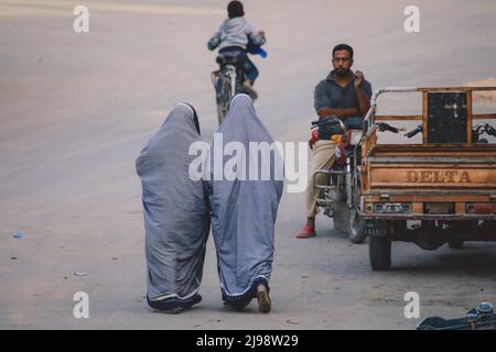 La gente egiziana locale nell'Oasi egiziana di Siwa Foto Stock