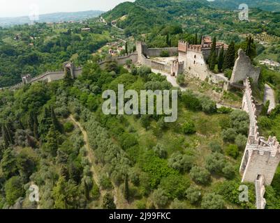 Marostica-Castello superiore panoramica aerea dall'alto Foto Stock