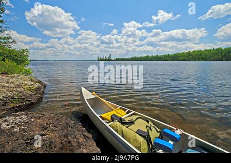 Dirigiti verso i Great North Woods sul lago Brule, nelle acque limite del Minnesota Foto Stock