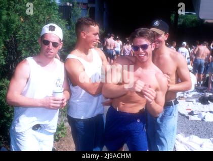 Boston, Massachusetts, USA 1st Giugno 1996 Fans at Concert at KISS108 Event at Great Woods Center for the Performing Arts il 1 Giugno 1996 a Boston, Massachusetts, USA. Foto di Barry King/Alamy Stock Foto Foto Stock