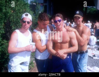 Boston, Massachusetts, USA 1st Giugno 1996 Fans at Concert at KISS108 Event at Great Woods Center for the Performing Arts il 1 Giugno 1996 a Boston, Massachusetts, USA. Foto di Barry King/Alamy Stock Foto Foto Stock