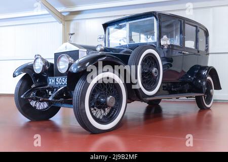 GALDAMES, SPAGNA-8 AGOSTO 2021: 1921 Rolls-Royce Limousine fantasma d'argento a Torre Loizaga (Miguel de la Via) Museo dell'automobile Foto Stock