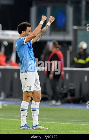 Roma, Italia. 21st maggio 2022. Felipe Anderson della SS Lazio si esita dopo aver segnato il gol 2-2 nei 29th minuti durante la partita di calcio Lazio vs Verona, allo Stadio Olimpico, a Roma, il 21 maggio 2022. (Foto di AllShotLive/Sipa USA) Credit: Sipa USA/Alamy Live News Foto Stock