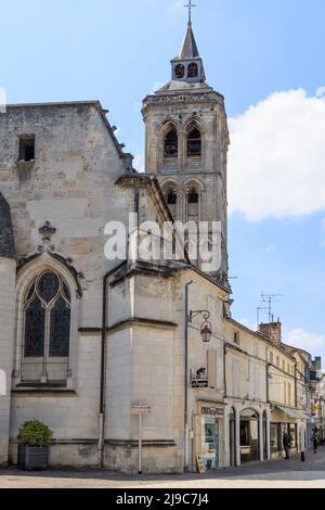 Cognac, Francia - 25 aprile 2022: Chiesa in Cognac in Charente Francia Foto Stock