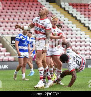 Leigh, Inghilterra - 22nd maggio 2022 - Blake Ferguson di Leigh Centurions festeggia il suo quarto tentativo. Rugby League Betfred Championship Leigh Centurions vs Workington Town al Leigh Sports Village Stadium, Leigh, Regno Unito Dean Williams Foto Stock