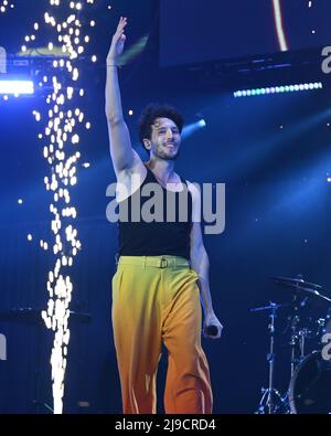 Sunrise FL, Stati Uniti. 21st maggio 2022. Sebastian Yatra si esibisce durante il concerto di Amor la Musica presso la FLA Live Arena il 21 maggio 2022 a Sunrise, Florida. Credit: Mpi04/Media Punch/Alamy Live News Foto Stock