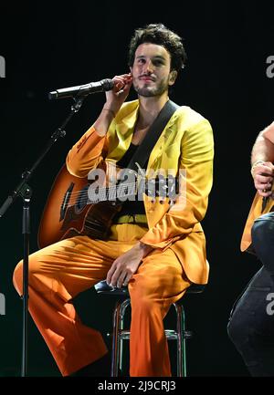 Sunrise FL, Stati Uniti. 21st maggio 2022. Sebastian Yatra si esibisce durante il concerto di Amor la Musica presso la FLA Live Arena il 21 maggio 2022 a Sunrise, Florida. Credit: Mpi04/Media Punch/Alamy Live News Foto Stock