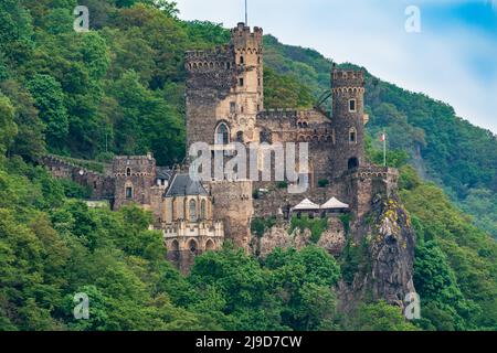 Castello di Rheinstein sul fiume Reno in Germania Foto Stock