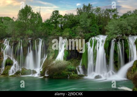 Cascata di Kravica, Erzegovina-Neretva, Bosnia-Erzegovina, Europa Foto Stock