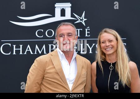 Marc-Antoine Jamet Presidente della Comite Champs Elysees, durante la proiezione del film "Una stella è nata con Lady Gaga e Bradley Cooper", sugli Champs Elyses Avenue, il 22 maggio 2022, a Parigi, Francia. Foto di Jana Chiamami J/ABACAPRESS.COM Foto Stock