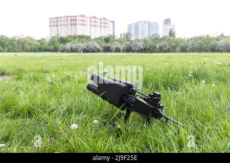 KIEV, UCRAINA - 14 maggio 2022: Fucile anti-drone acquistato con fondi raccolti durante un concerto di beneficenza a Toronto, Canada, come parte della presentazione, Kiev, capitale dell'Ucraina. Foto Stock