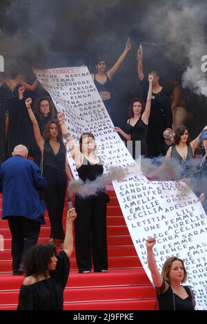 Cannes, Francia. 22nd maggio 2022. Cannes, Francia, domenica, maggio. 22, 2022 - è visto al tappeto rosso del Santo Spider durante il Festival del Cinema di Cannes del 75th al Palais des Festivals et des Congrès de Cannes . Foto di Credit: Julie Edwards/Alamy Live News Foto Stock