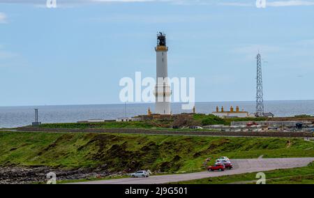 Il Girdle Ness Lighthouse si trova sulla penisola di Girdle Ness all'entrata del porto di Aberdeen in Scozia Foto Stock