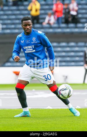 FASHION SAKALA, che gioca per il Rangers Football Club, in una sessione di allenamento prima che la Scottish Cup si disputi ad Hampden Park, Glasgow, Scozia Foto Stock