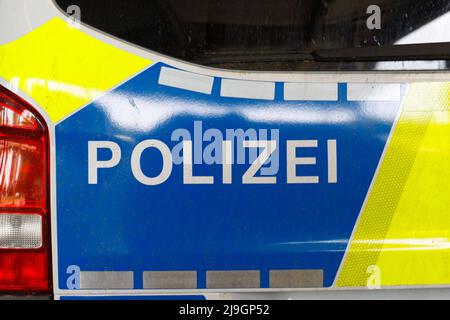 Veicolo di polizia in Germania - traduzione: Polizei Foto Stock