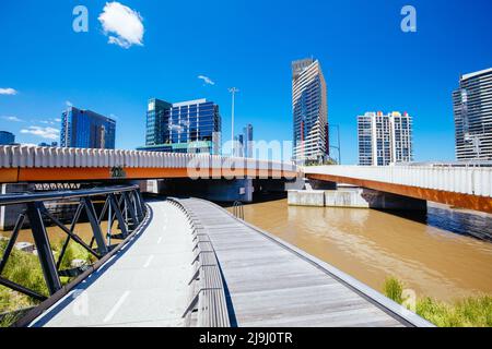 Docklands Roads e Yarra River in Melbourne Australia Foto Stock