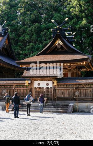 Honggucho Hongu, Tanabe, Wakayama, Giappone, 2022/02/05 , Kumano Hongu Taisha, uno dei numerosi santuari Shinto annidato in una tranquilla zona di montagna, si avvicinò Foto Stock