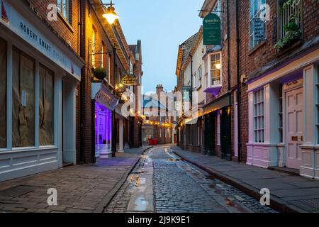 Alba su Grape Lane a York, Inghilterra. Foto Stock
