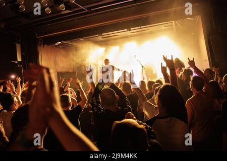 Copenaghen, Danimarca. 20th, maggio 2022. Il gruppo danese MØL suona un concerto dal vivo al VEGA nell'ambito Di Un colossale Weekend 2022 a Copenaghen. (Photo credit: Gonzales Photo - Peter Troest). Foto Stock