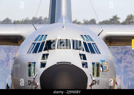 Lockheed C-130 Hercules dell'Aeronautica Belga sul asfalto della Kleine-Brogel Airbase. Belgio - 14 settembre 2019 Foto Stock