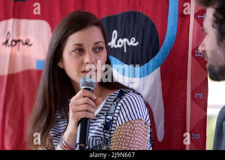 Cannes, Francia. 20th maggio 2022. Marion Cotillard partecipa alla conferenza stampa 'Newtopia' durante l'annuale Festival del Cinema di Cannes del 75th, il 20 maggio 2022 a Cannes, Francia. Foto: Jaak Moineau/imageSPACE/Sipa USA Credit: Sipa USA/Alamy Live News Foto Stock